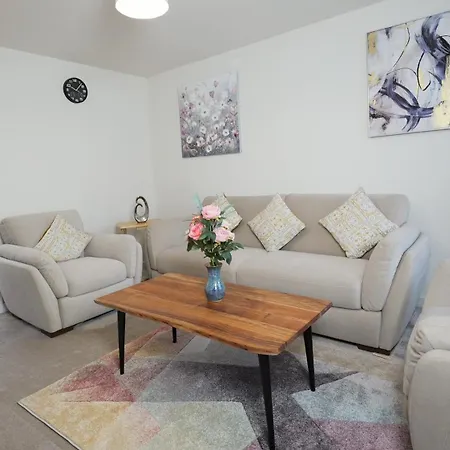 Peaceful Lawley Home With Parking, Garden, Wi-Fi Exterior photo