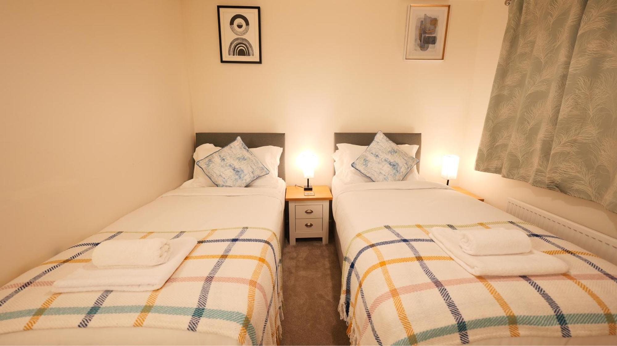 Apartment Peaceful With Parking, Garden, Wi-fi Lawley